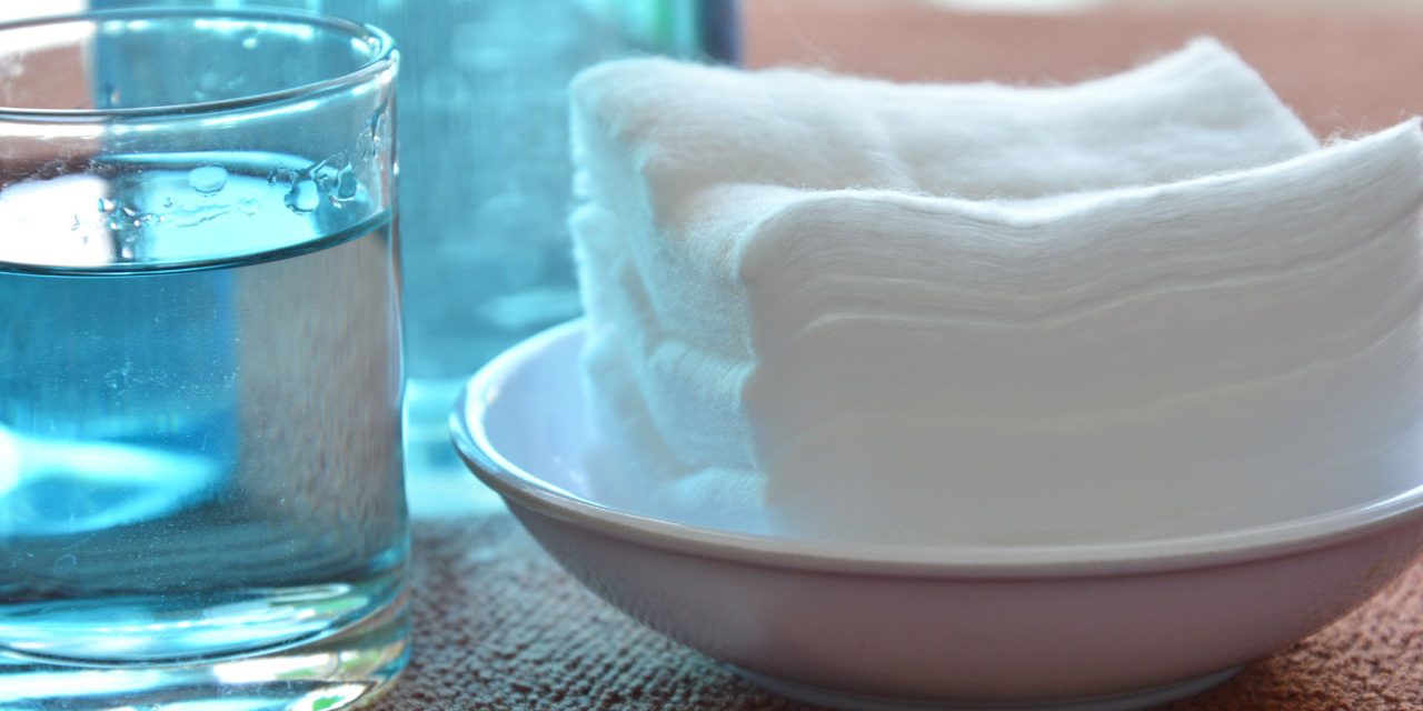 3 Side Effects of Using Hydrogen Peroxide to Whiten Your Teeth