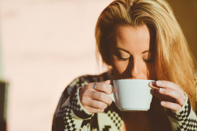 does coffee damage teeth