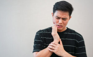 swallowing severe burns dentures cold sores